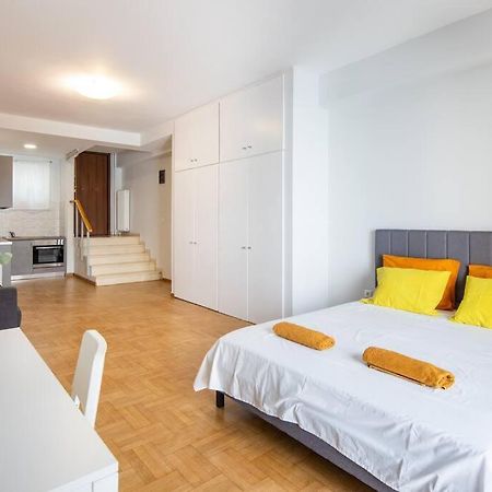 Newly Renovated, Quiet & Central Apartment In Kolonaki 雅典 外观 照片