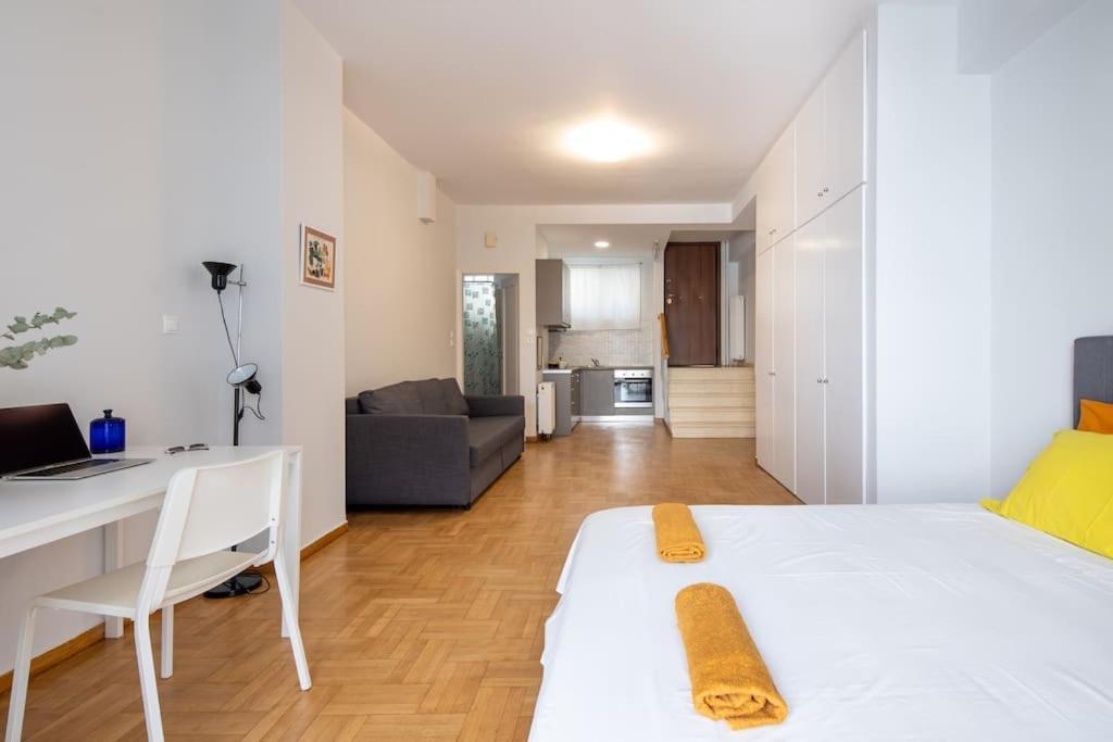 Newly Renovated, Quiet & Central Apartment In Kolonaki 雅典 外观 照片